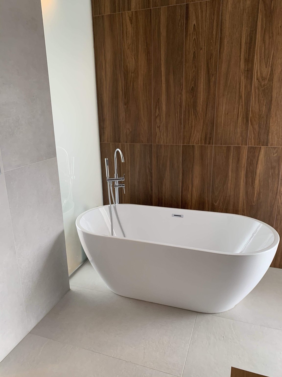 Realizácia kúpeľne Effective - Rekonštrukcie & Kúpeľne